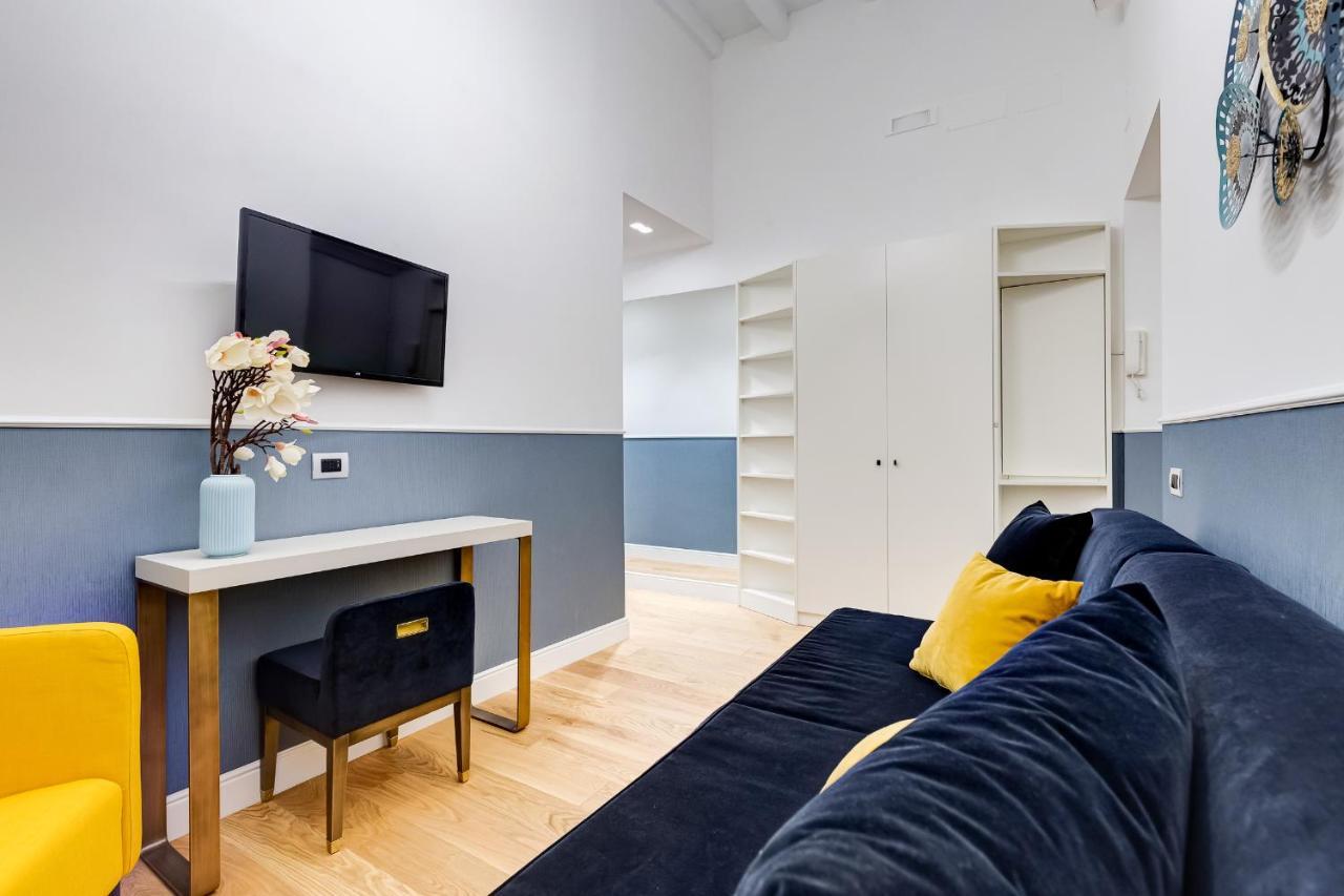 Glamour Studio - Spanish Steps Rome Bagian luar foto